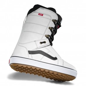 vans old skool snowboard boots